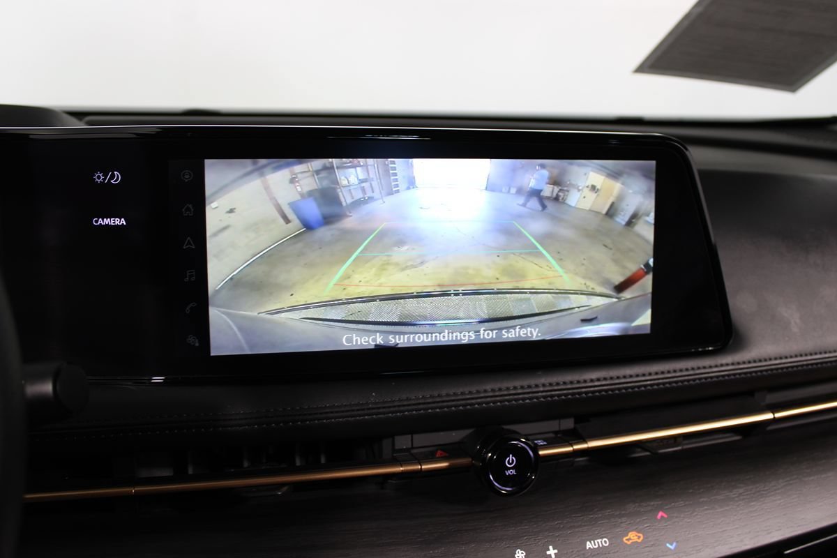 Used 2023 Nissan Ariya FWD image 18