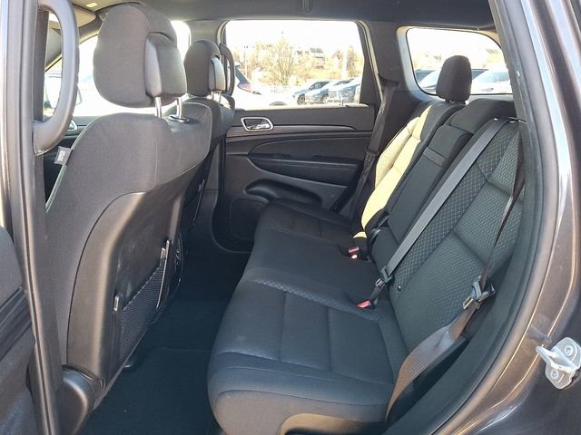 Used 2021 Jeep Grand Cherokee Laredo image 11