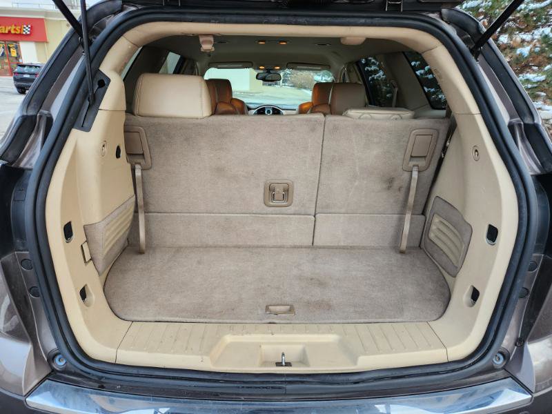 Used 2009 Buick Enclave CXL w/ Entertainment Package #3 image 26