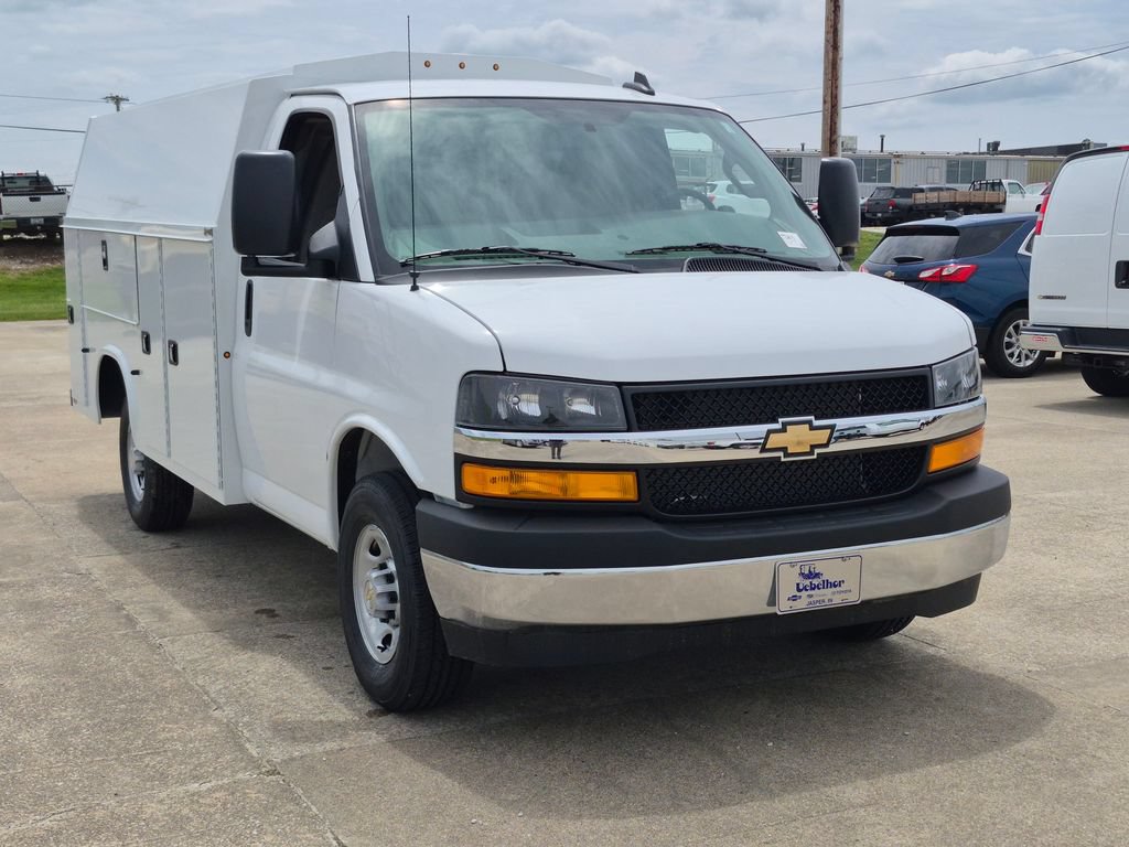New 2026 Chevrolet Express 3500 w/ Power Convenience Package RWD image 1