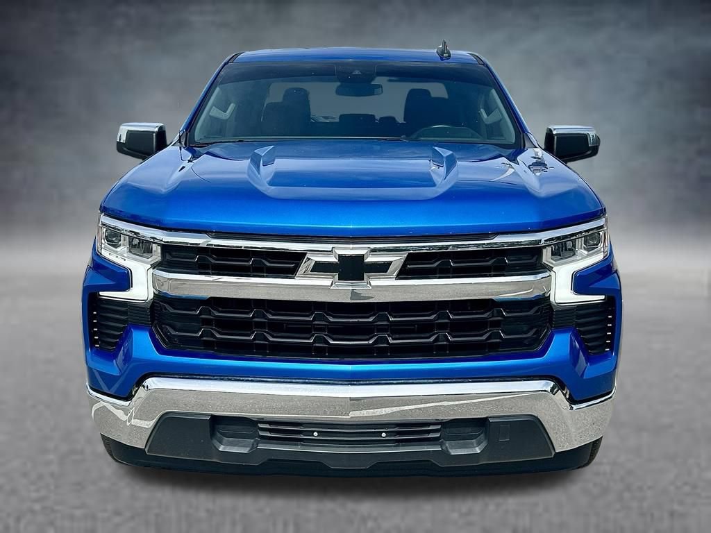 Used 2023 Chevrolet Silverado 1500 LT RWD image 2