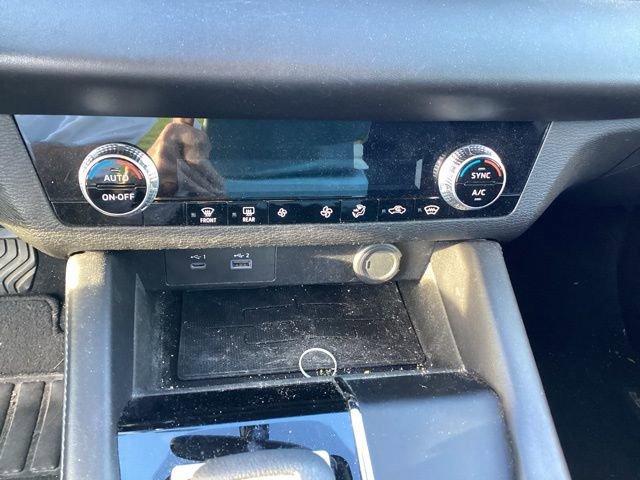 Used 2022 Mitsubishi Outlander ES image 27