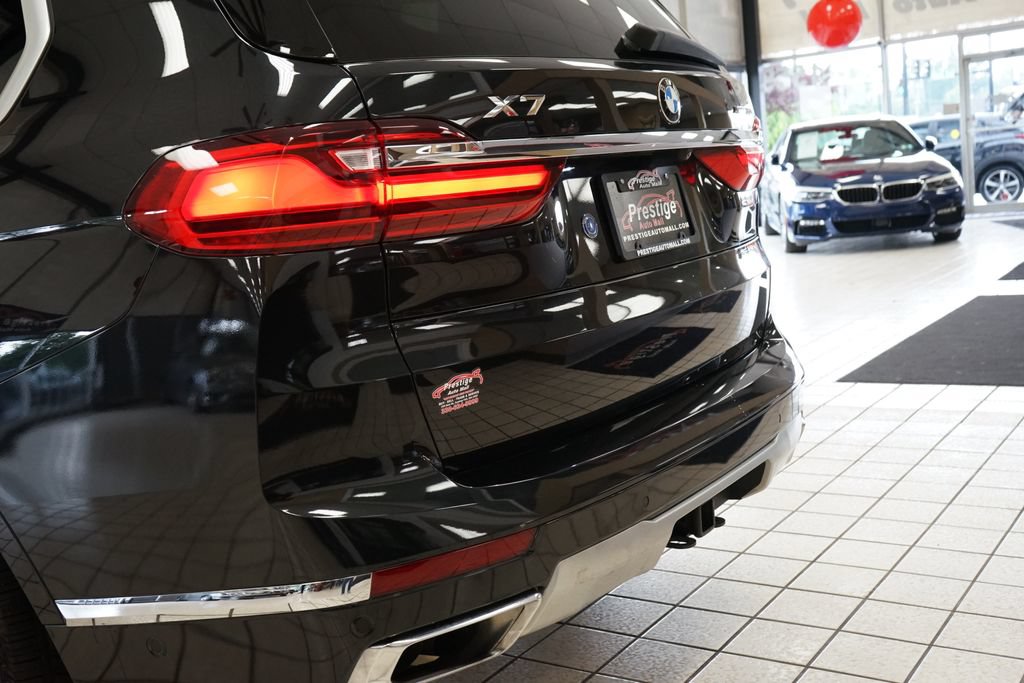 Used 2019 BMW X7 xDrive50i w/ Premium Package AWD/4WD image 18