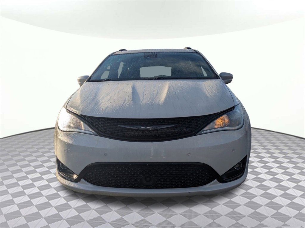 Used 2020 Chrysler Pacifica Touring-L Plus image 6