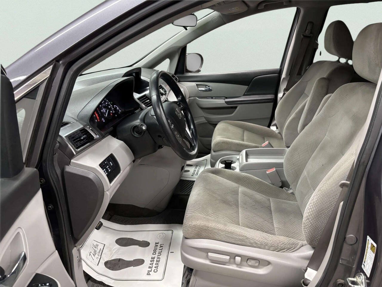 Used 2016 Honda Odyssey SE image 14