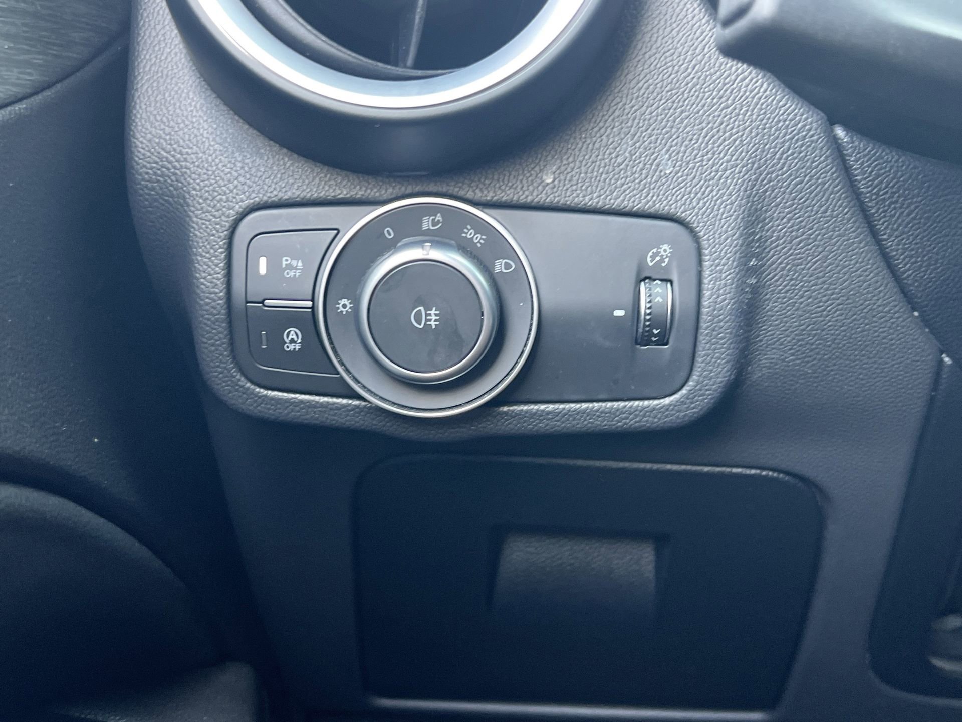 Used 2023 Alfa Romeo Stelvio Ti image 16