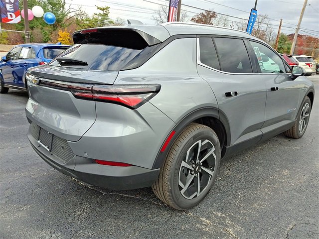 New 2026 Chevrolet Equinox EV LT image 6