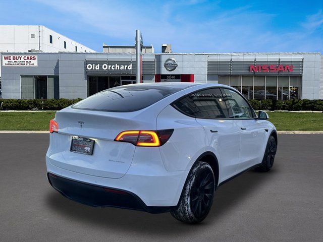 Used 2022 Tesla Model Y Long Range image 4