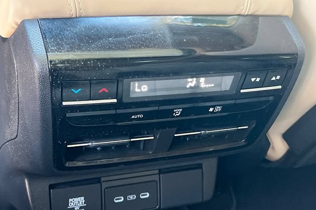 Certified 2025 Acura MDX w/ Technology Package AWD/4WD image 14