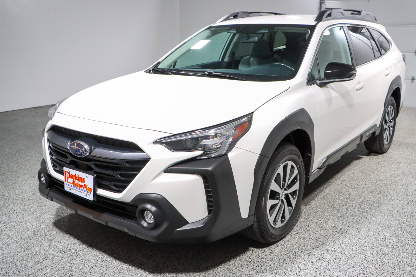 Used 2024 Subaru Outback Premium AWD/4WD image 30