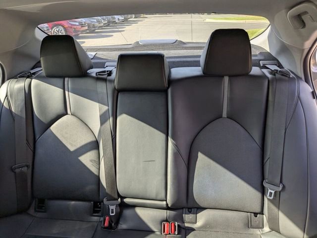 Used 2022 Toyota Camry XSE image 28