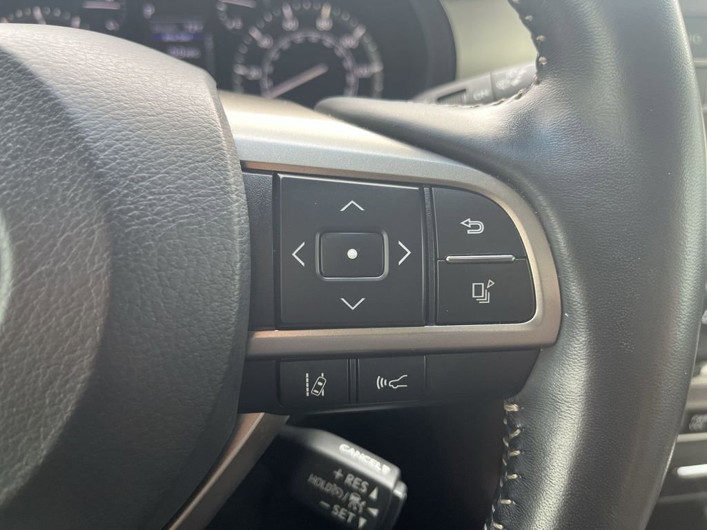 Used 2021 Lexus GX 460 Premium w/ Accessory Package image 27