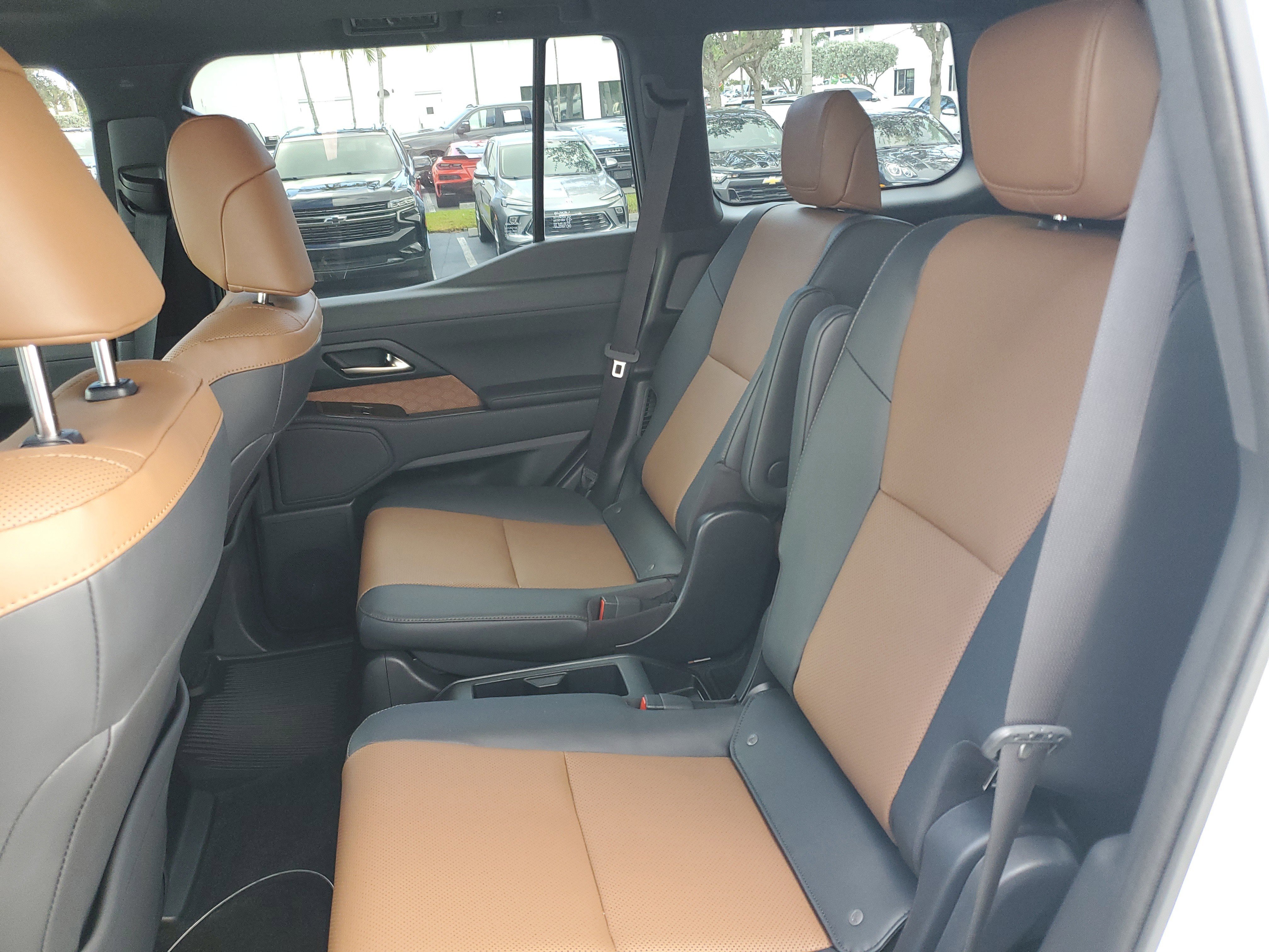 Used 2024 Lexus GX 550 image 12