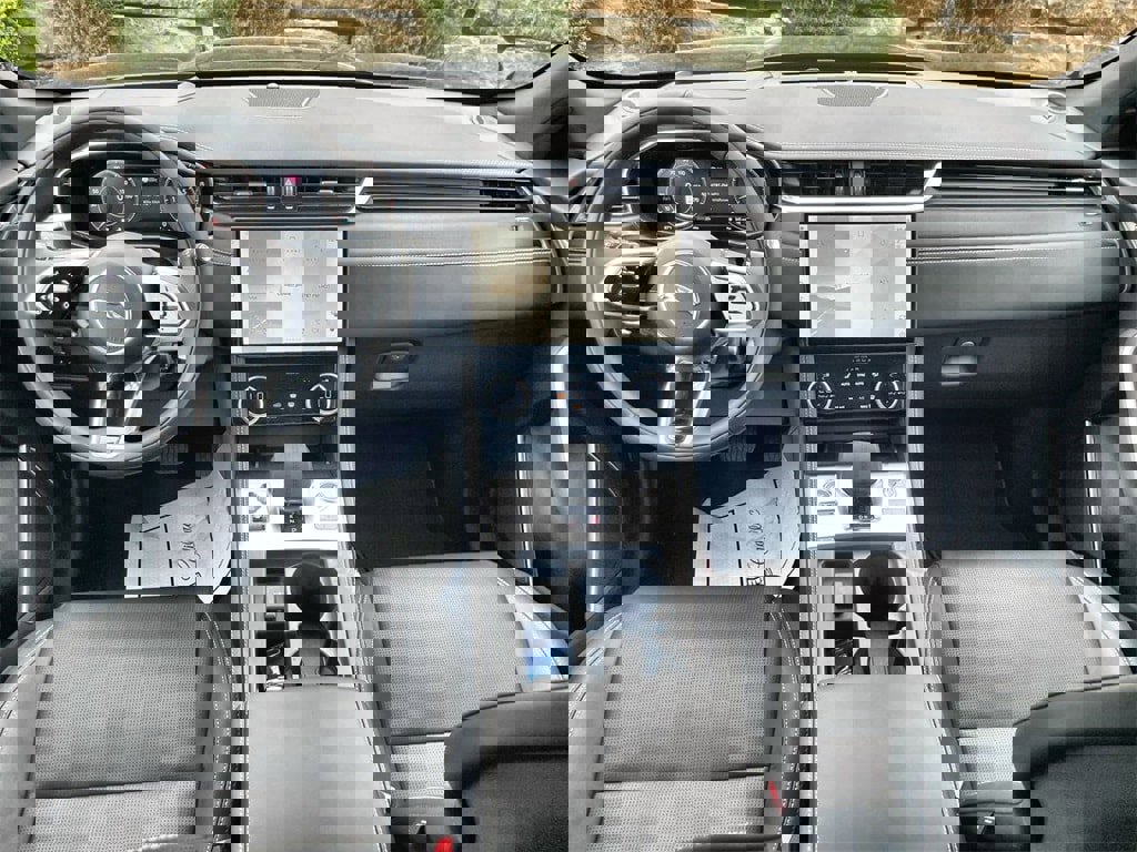 New 2026 Jaguar F-PACE R-Dynamic S image 12