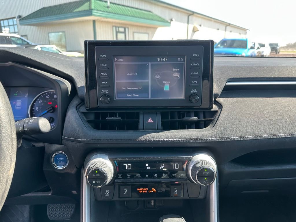 Used 2019 Toyota RAV4 XLE w/ Convenience Package AWD/4WD image 16