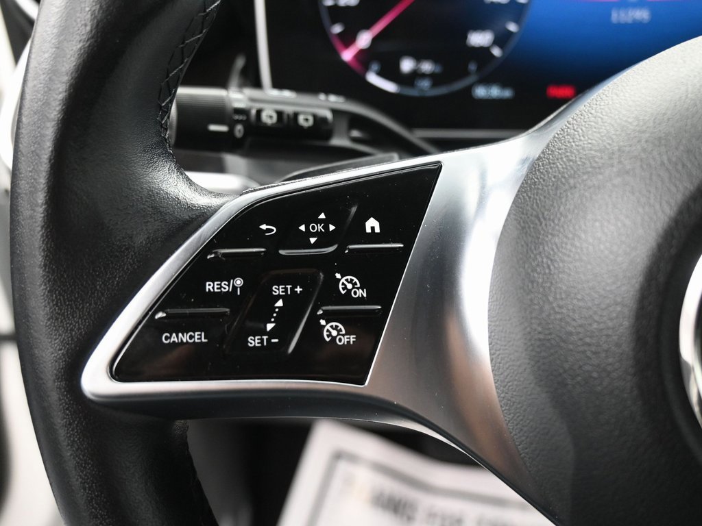 Used 2024 Mercedes-Benz GLC 300 4MATIC image 19