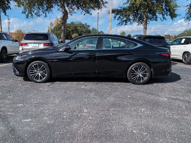 Used 2024 Lexus ES 350 w/ Premium Package image 3