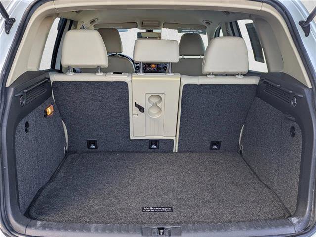 Used 2016 Volkswagen Tiguan S image 6
