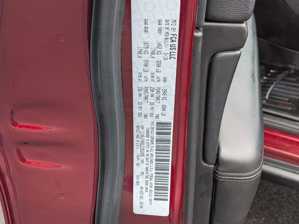 Used 2018 Jeep Grand Cherokee Laredo image 12