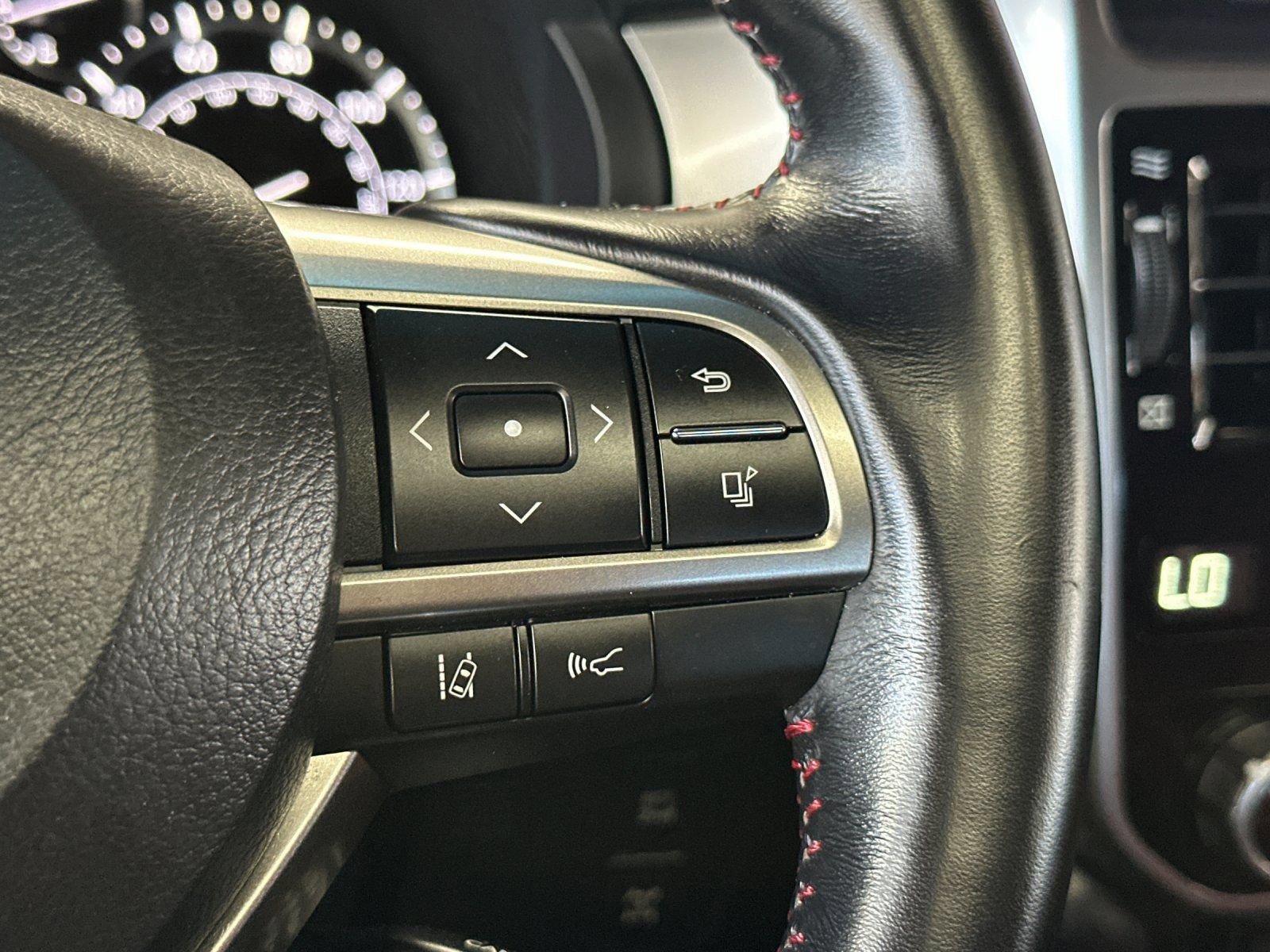 Used 2022 Lexus GX 460 Premium w/ Premium Package AWD/4WD image 29