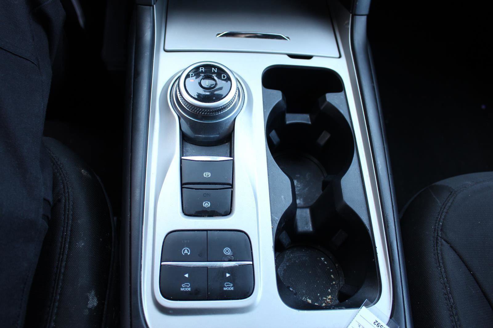 Used 2021 Ford Explorer XLT image 25