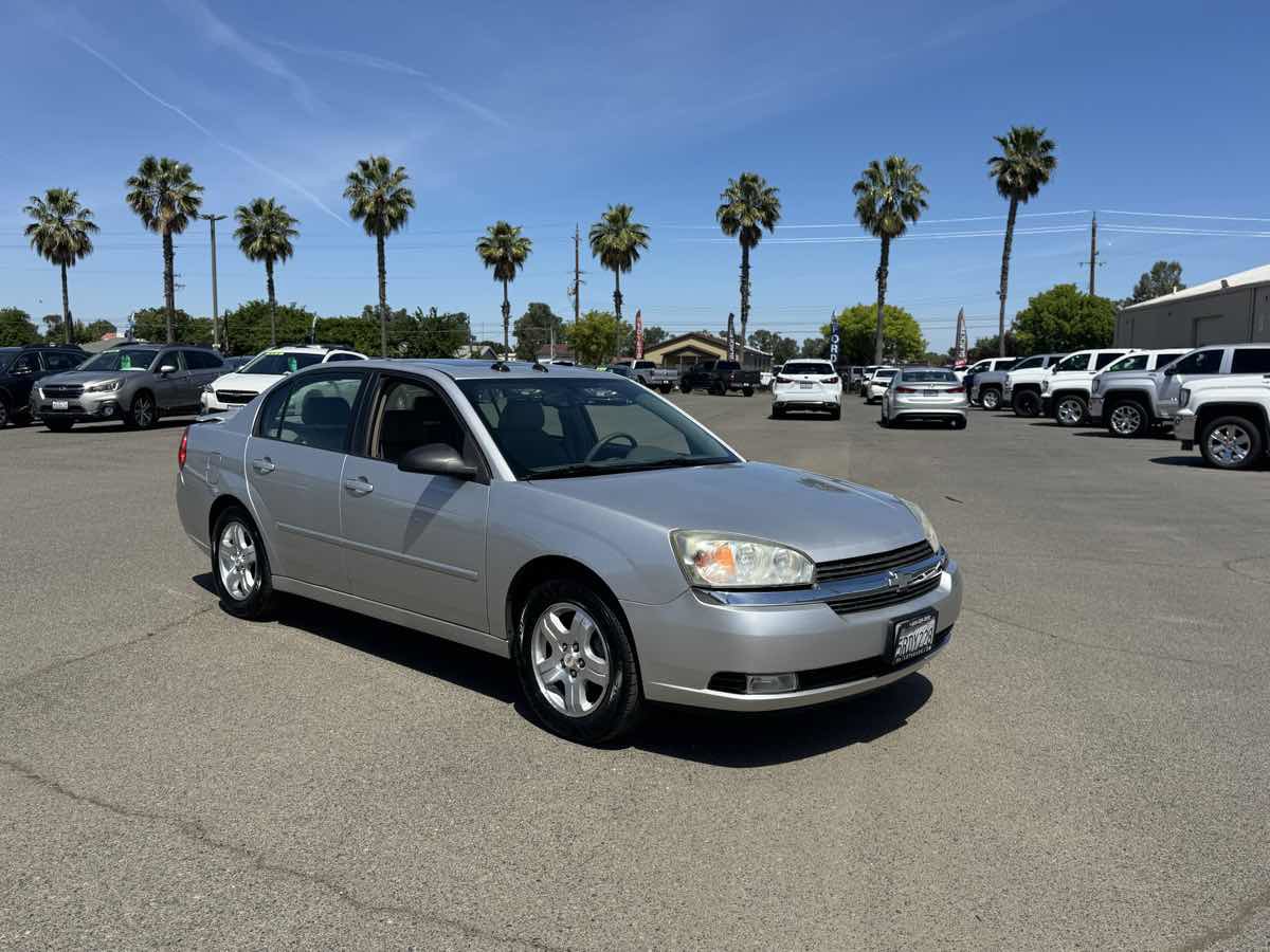 Used 2005 Chevrolet Malibu LT w/ Preferred Equipment Group FWD image 2