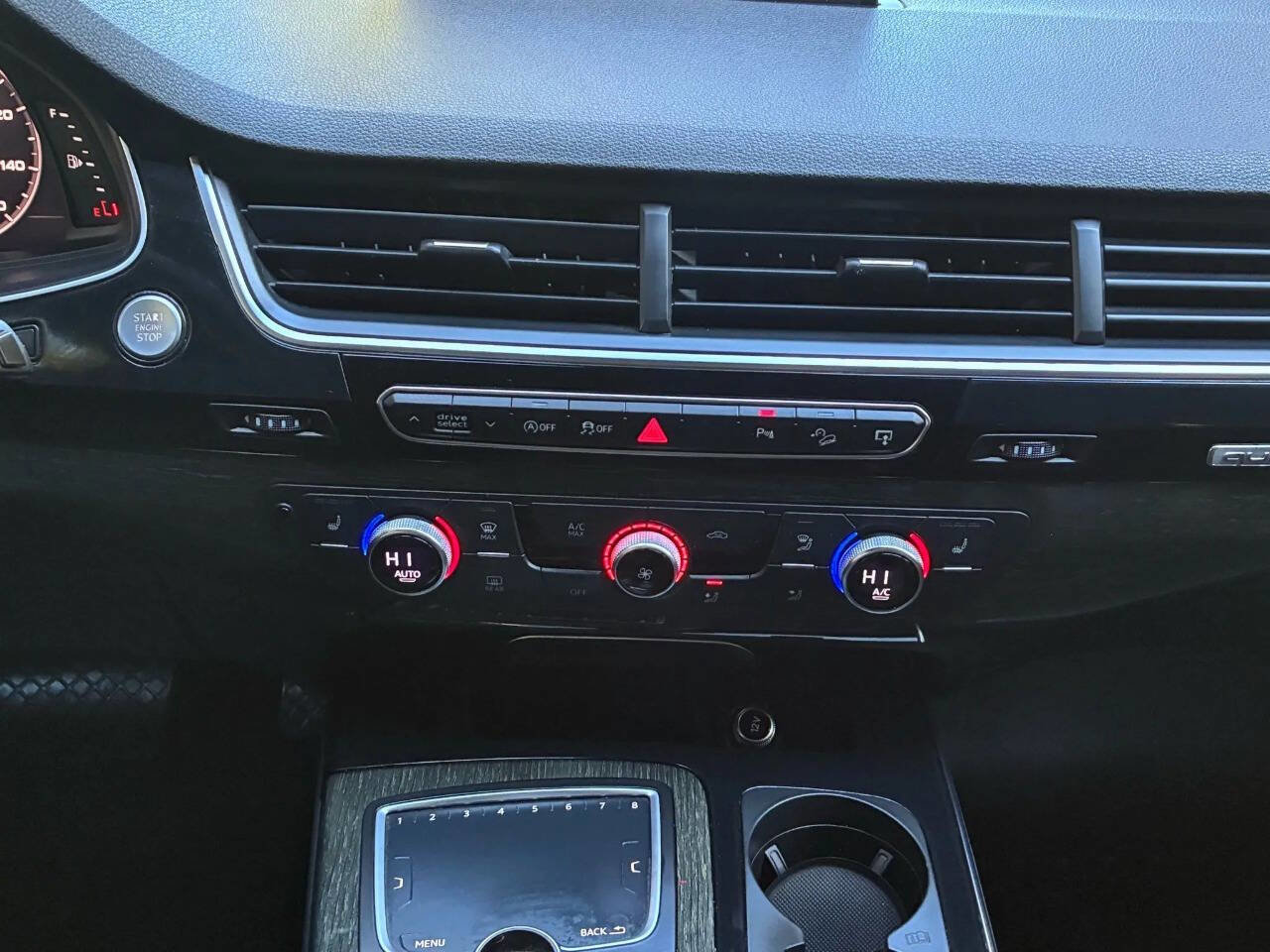 Used 2017 Audi Q7 3.0T Premium Plus image 18