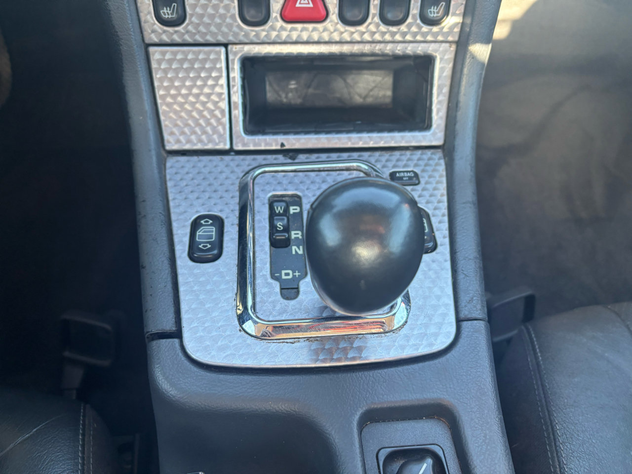 Used 2001 Mercedes-Benz SLK 230 image 17