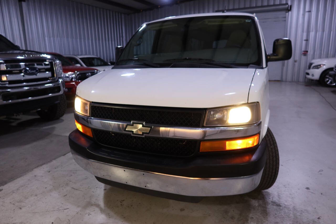 Used 2015 Chevrolet Express 3500 LT w/ LT Preferred Equipment Group image 31