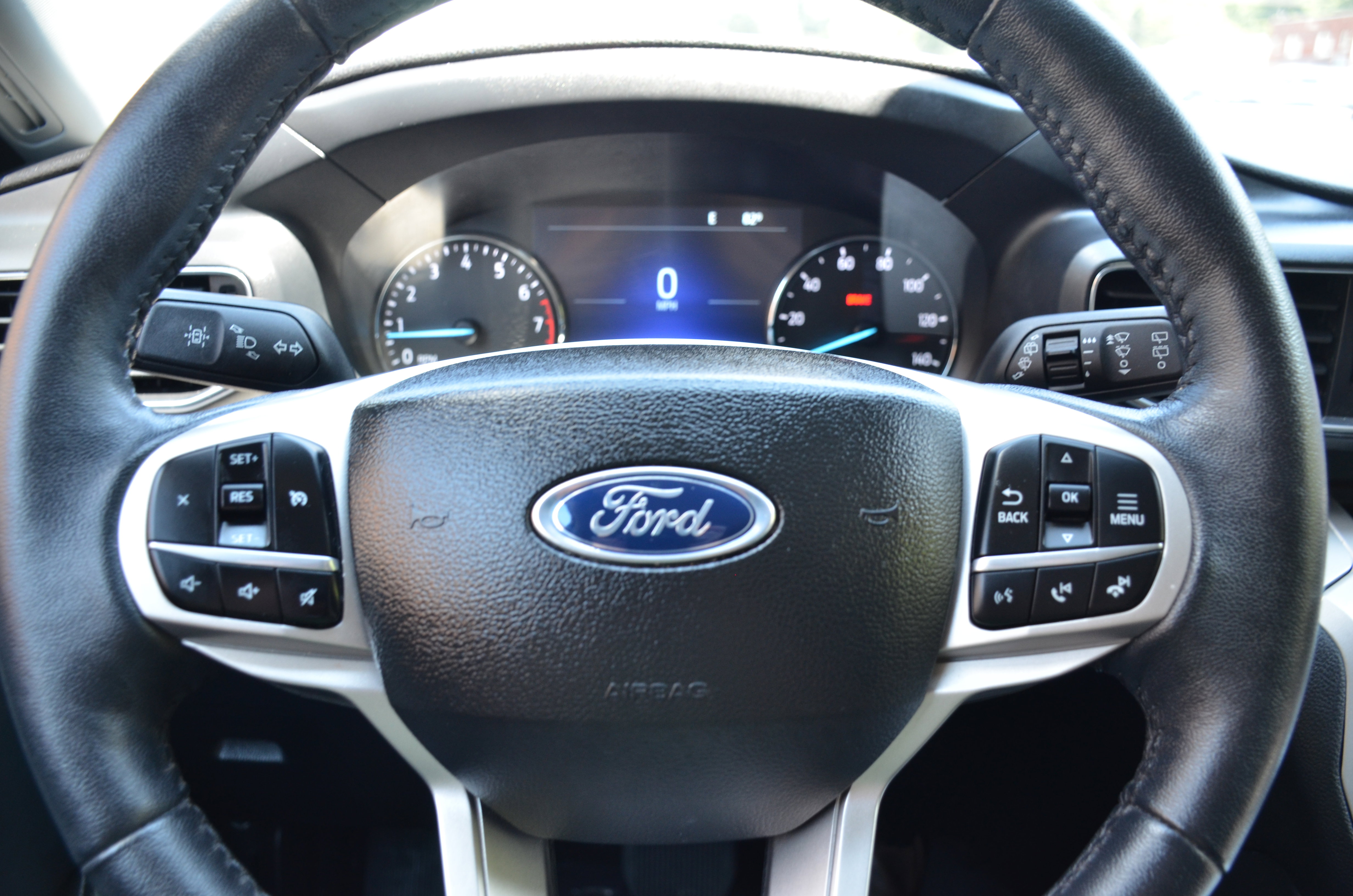 Used 2023 Ford Explorer XLT w/ Equipment Group 202A image 8