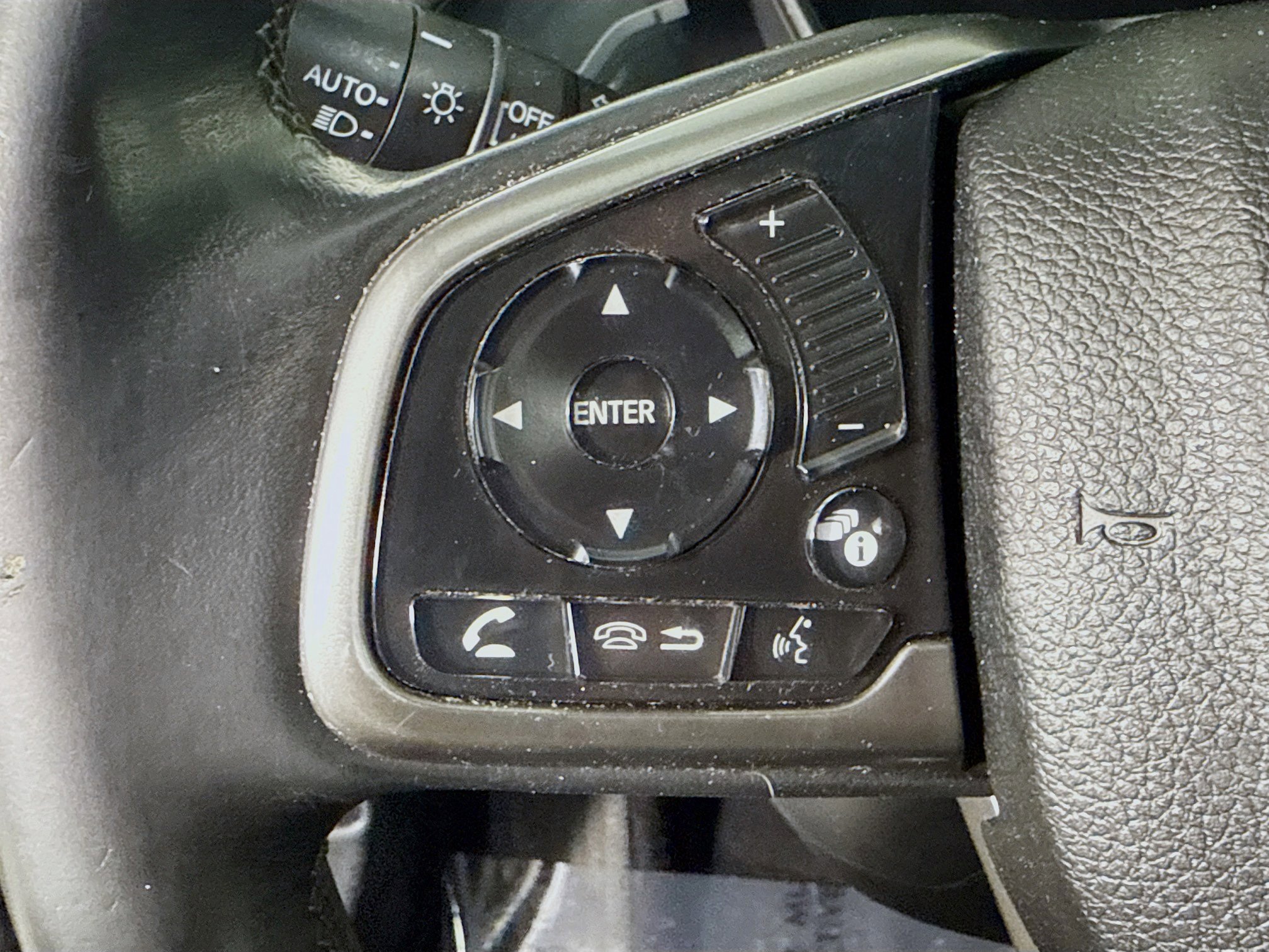 Used 2017 Honda Civic EX-L image 14