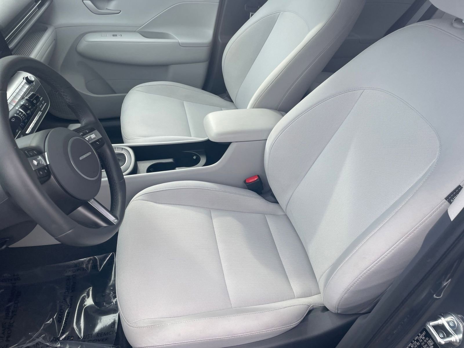 Used 2025 Hyundai Kona SEL image 32