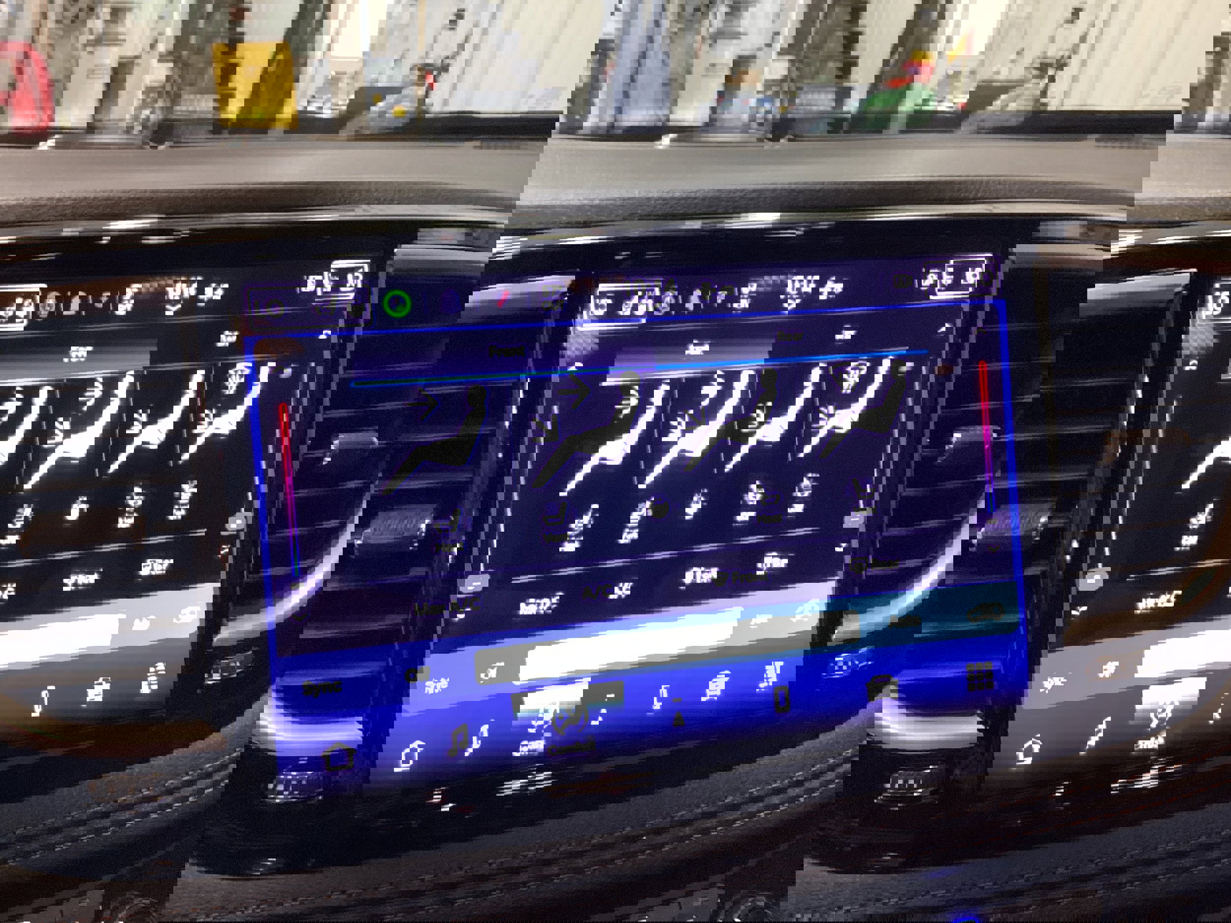 Used 2025 Chrysler Pacifica Pinnacle image 31