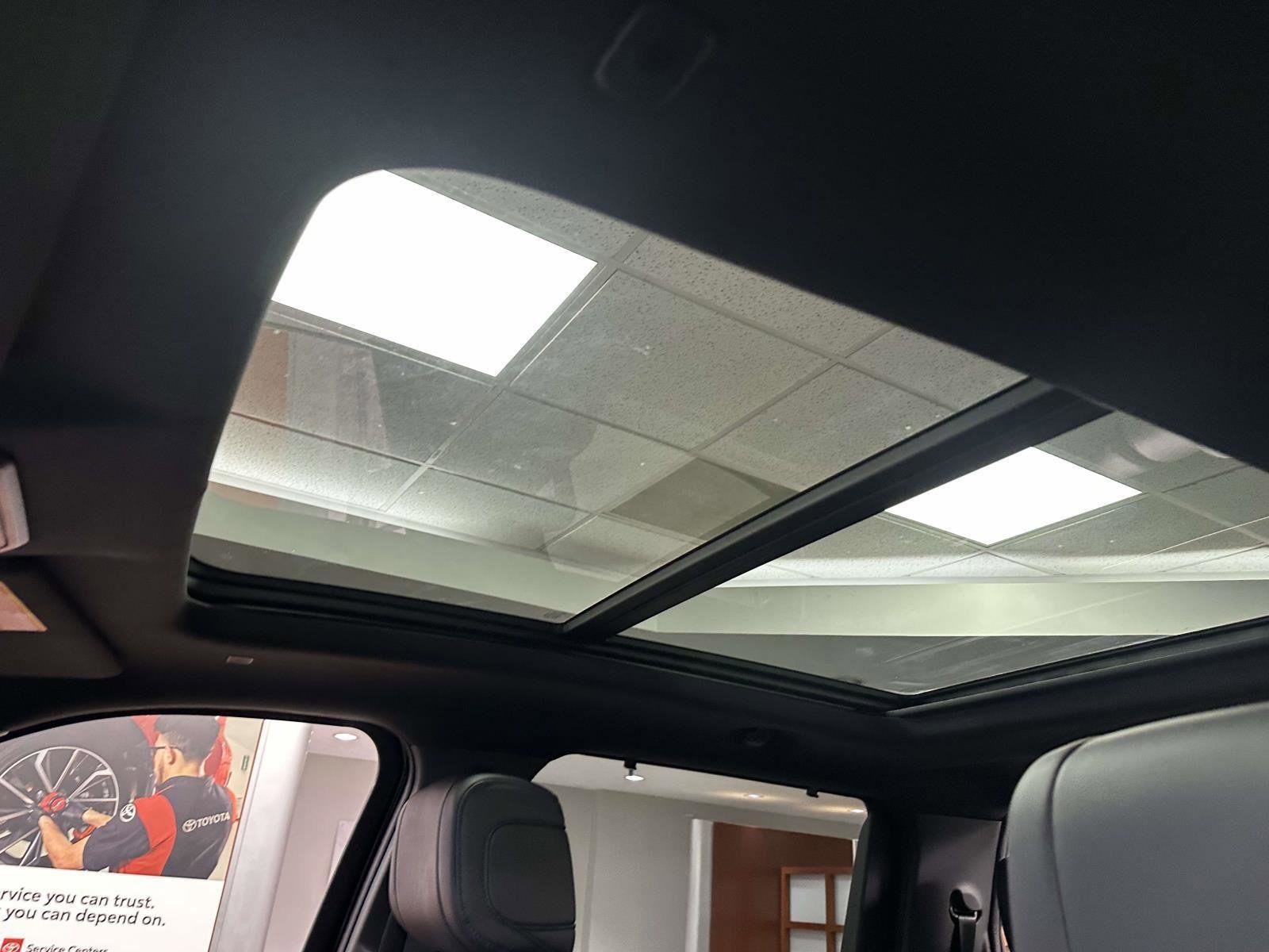 New 2025 Toyota Tundra Platinum AWD/4WD image 19