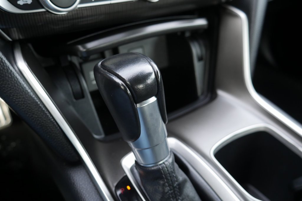 Used 2018 Honda Accord Sport image 19