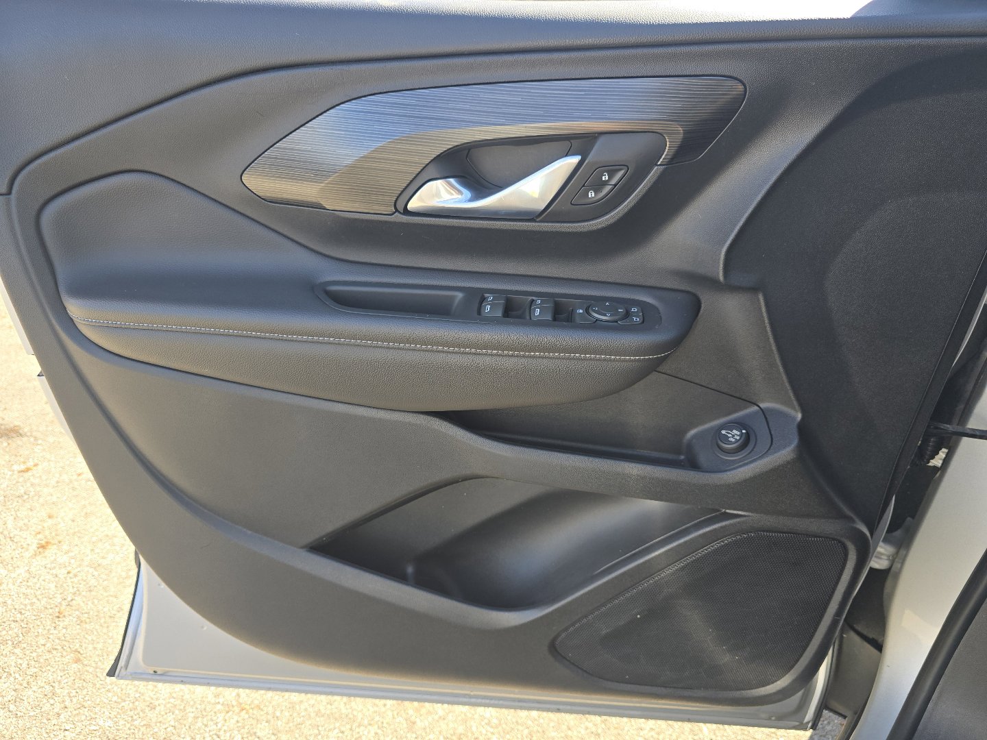 Used 2022 GMC Terrain SLE w/ Driver Convenience Package image 27