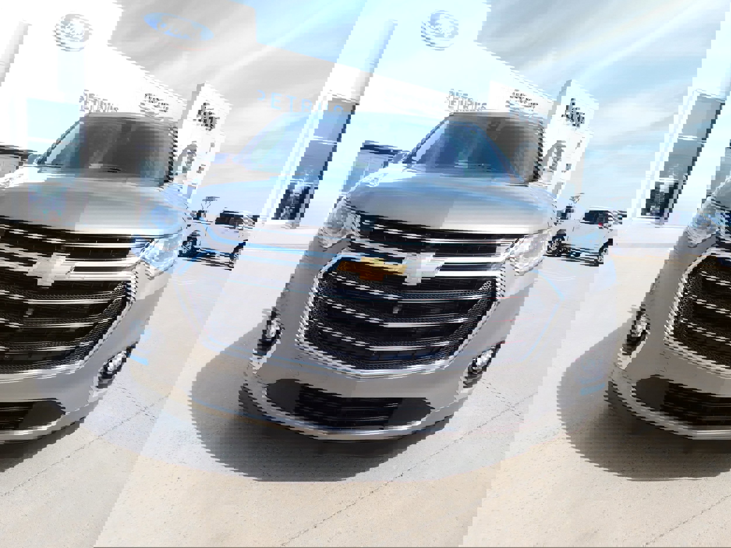 Used 2018 Chevrolet Traverse Premier w/ Driver Confidence II Package image 7