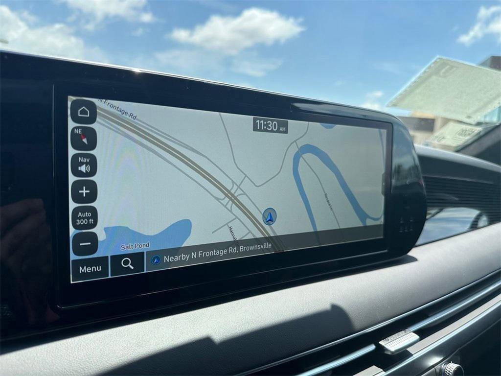 Used 2024 Hyundai Palisade Calligraphy image 14