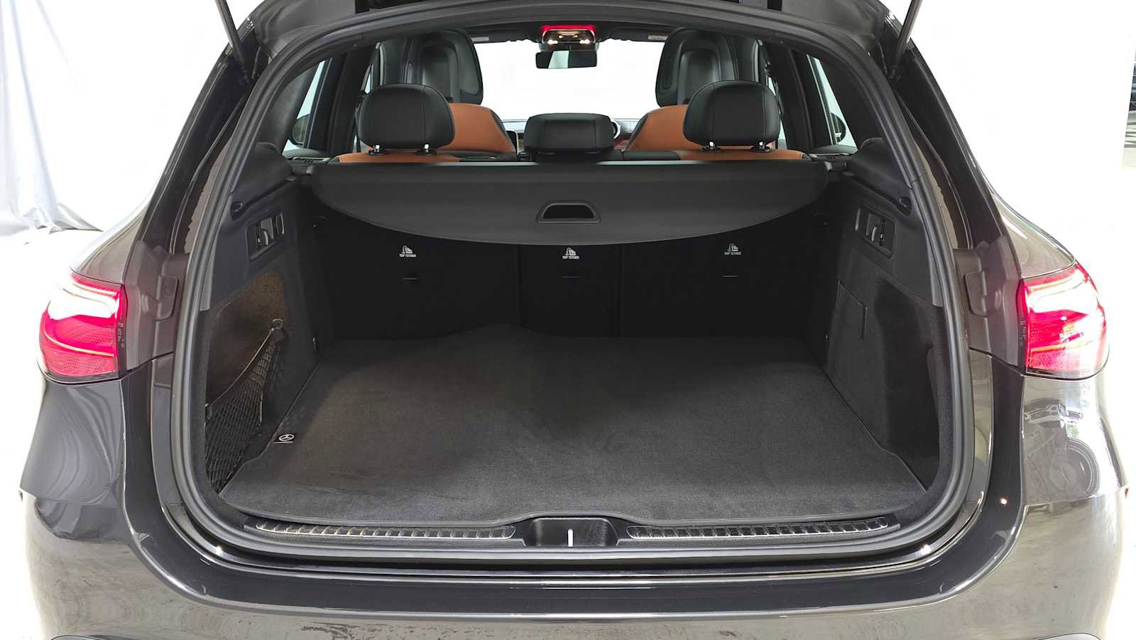 Certified 2026 Mercedes-Benz GLC 43 AMG 4MATIC image 14