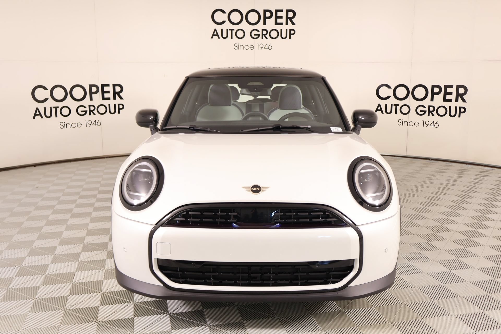 New 2026 MINI Cooper 2-Door Hardtop FWD image 8