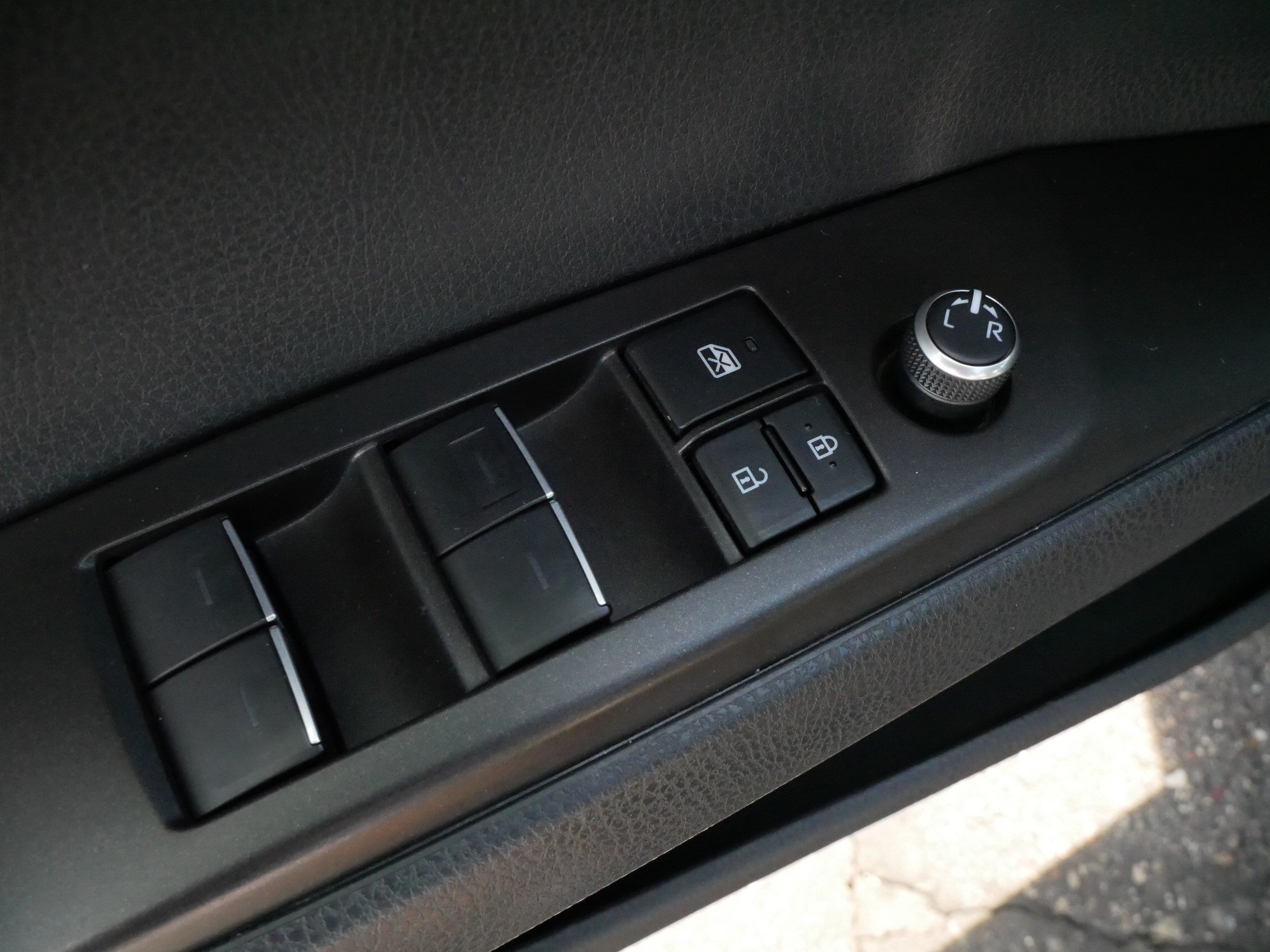 Certified 2023 Toyota Camry XSE FWD image 19