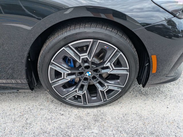 New 2027 BMW 530i xDrive w/ M Sport Package AWD/4WD image 13