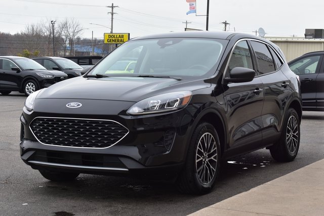 Used 2022 Ford Escape SE w/ Cold Weather Package image 12