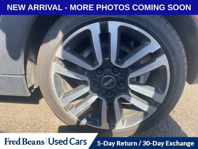 Used 2019 MINI Cooper S w/ Signature Upholstery Package FWD image 13