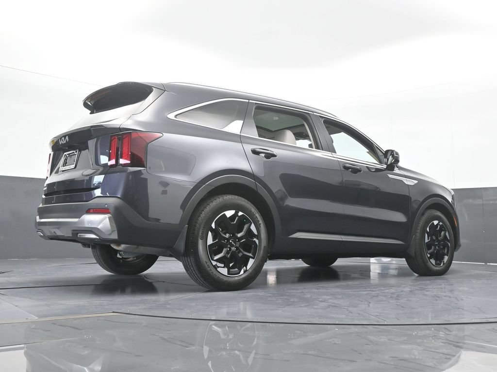 Used 2025 Kia Sorento S w/ Panoramic Sunroof Package FWD image 62