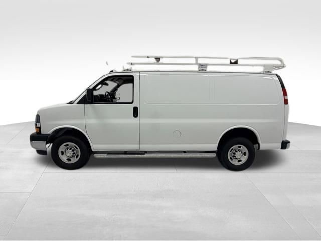 Certified 2023 Chevrolet Express 2500 w/ Driver Convenience Package image 3