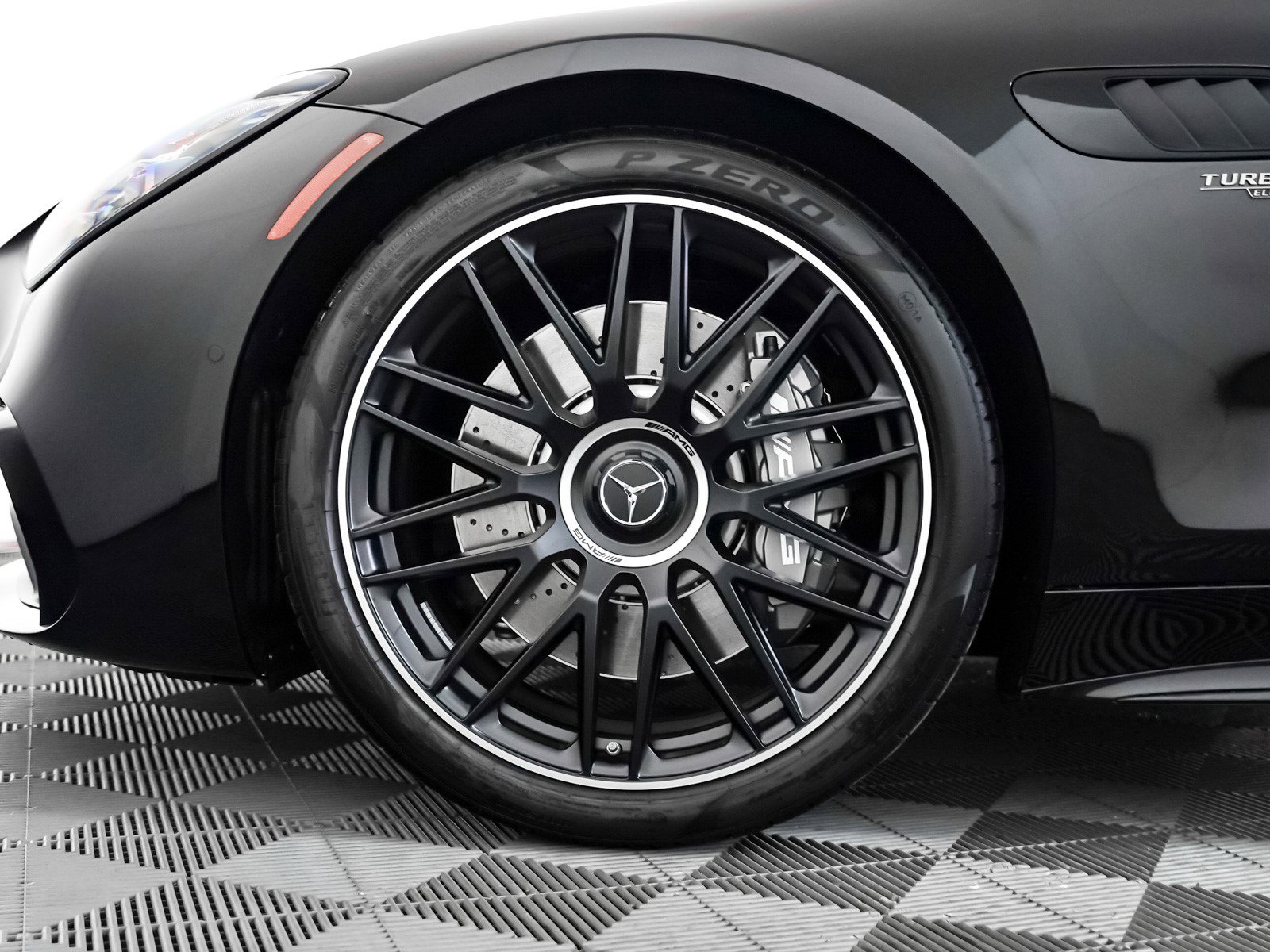 New 2026 Mercedes-Benz AMG GT 43 image 8