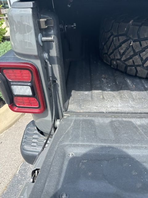 Used 2020 Jeep Gladiator Rubicon w/ LED Lighting Group image 8