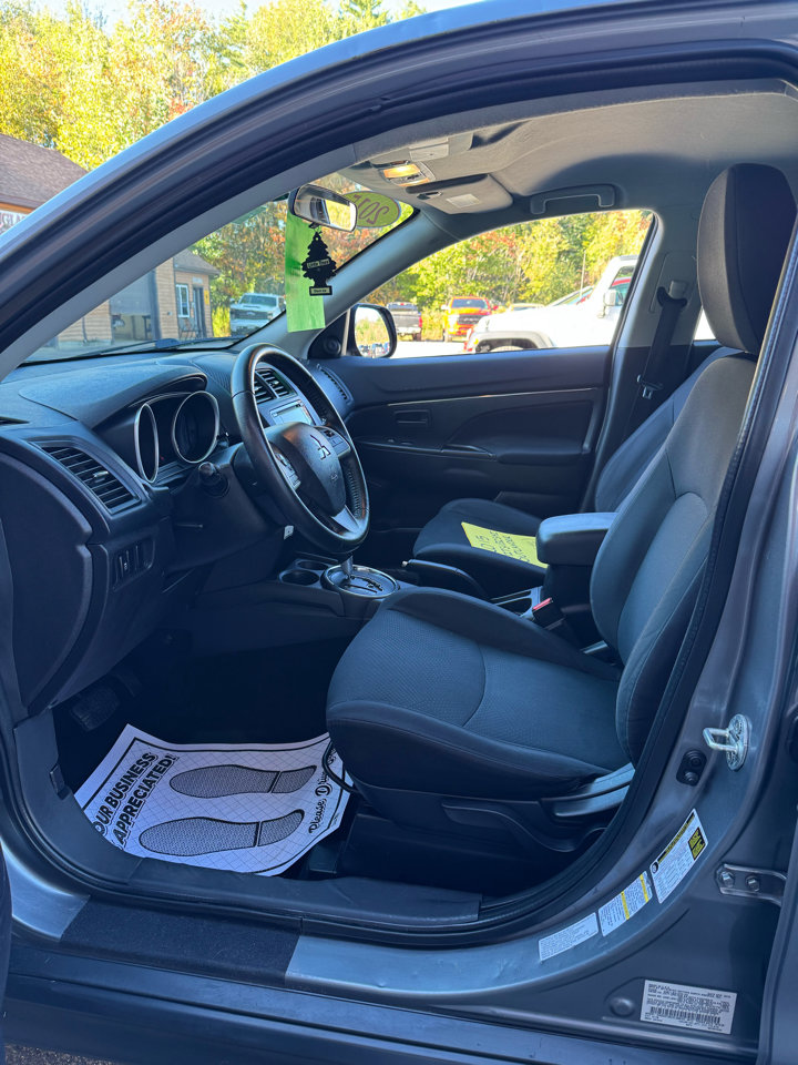Used 2015 Mitsubishi Outlander Sport ES image 7