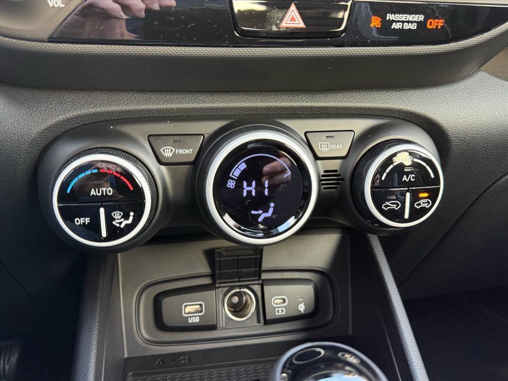 Used 2026 Hyundai Venue SEL image 18